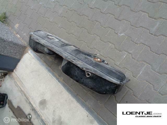 Benzinetank BMW e30 type 2 325i 320i 318i 316i, Gebruikt, Ophalen of Verzenden, BMW, BMW