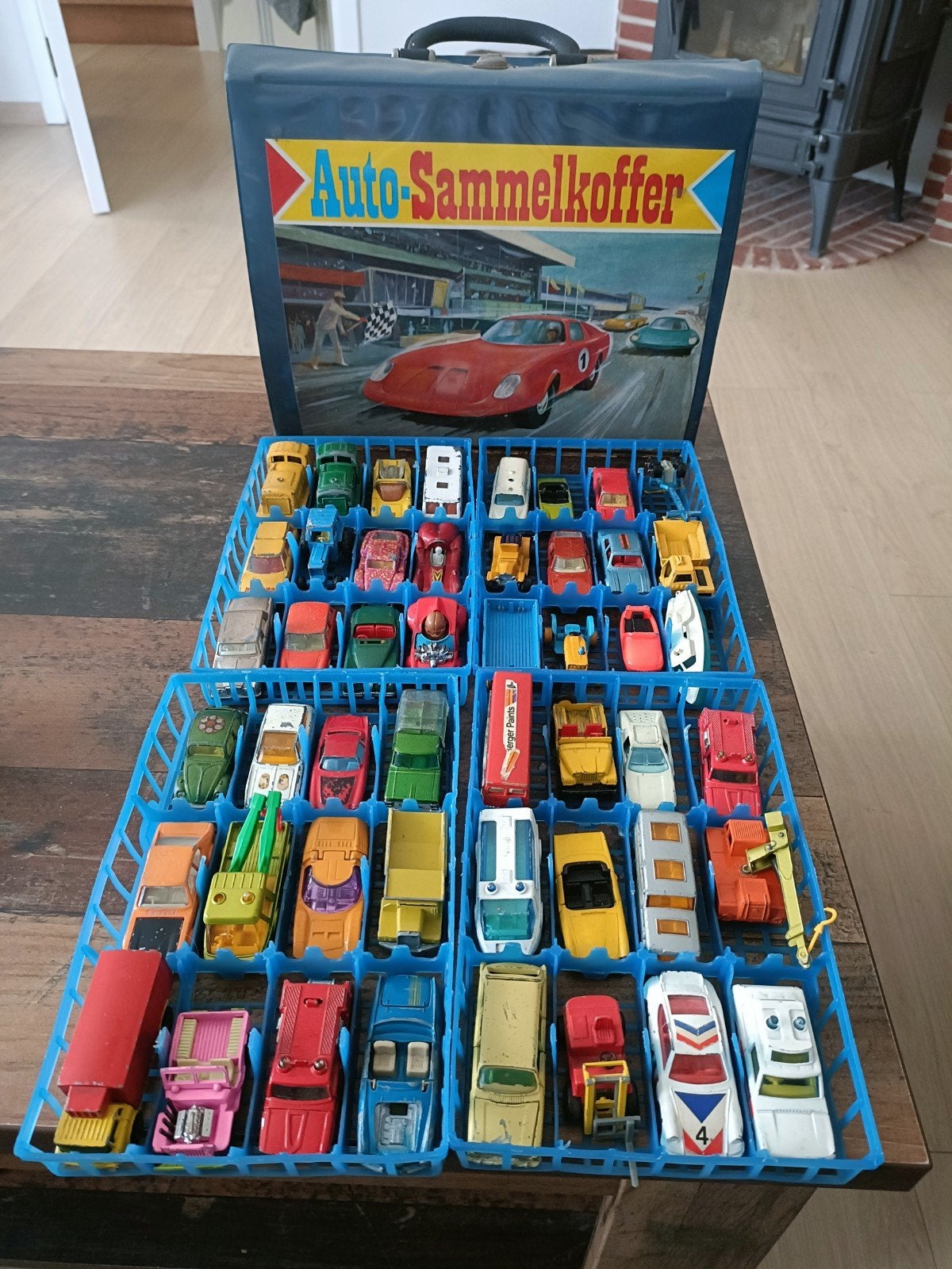 Carry Case + 48  Matchbox Majorette Siku Corgi, Enlèvement ou Envoi