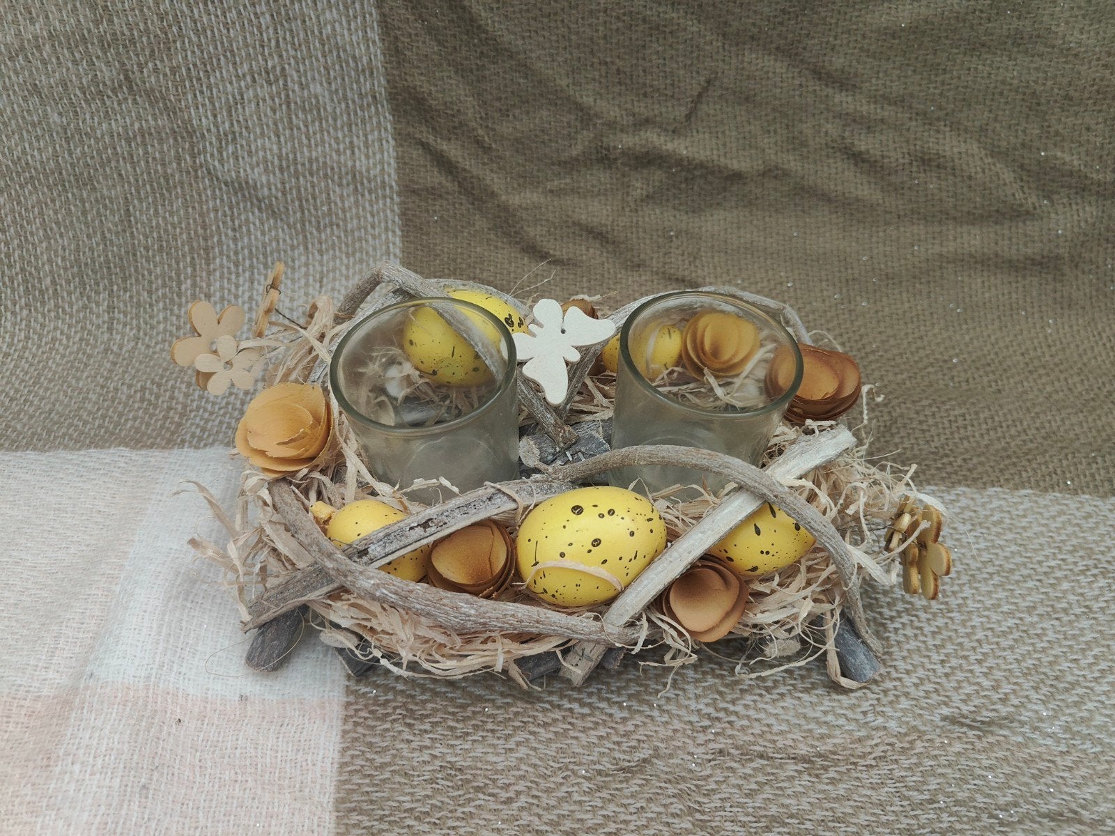 Lente/paasstuk, Huis en Inrichting, Ophalen of Verzenden, Zo goed als nieuw, Beige