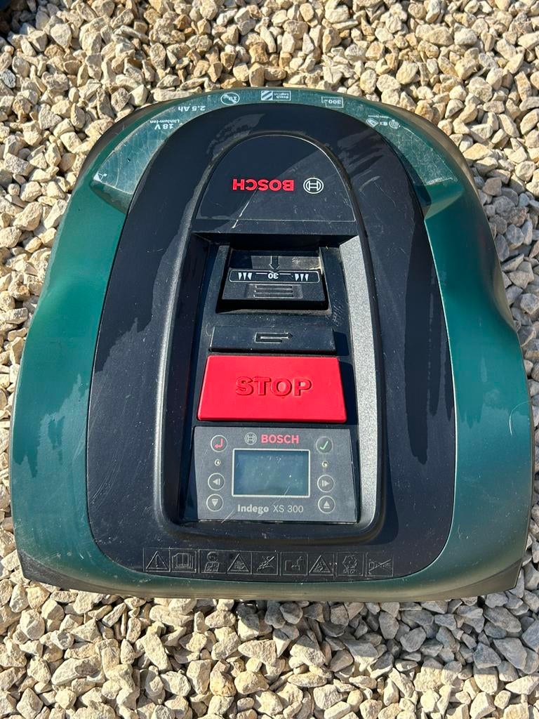 Tondeuse robot Bosch, Enlèvement, Utilisé, 20 à 25 cm