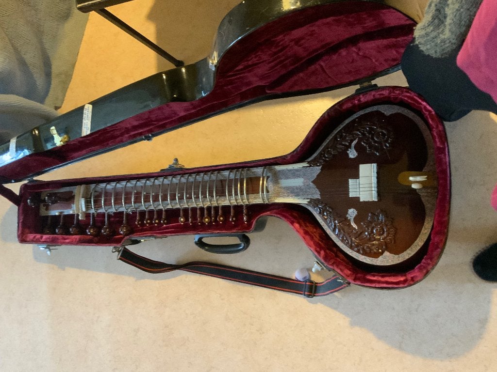 Sitar, Enlèvement, Comme neuf
