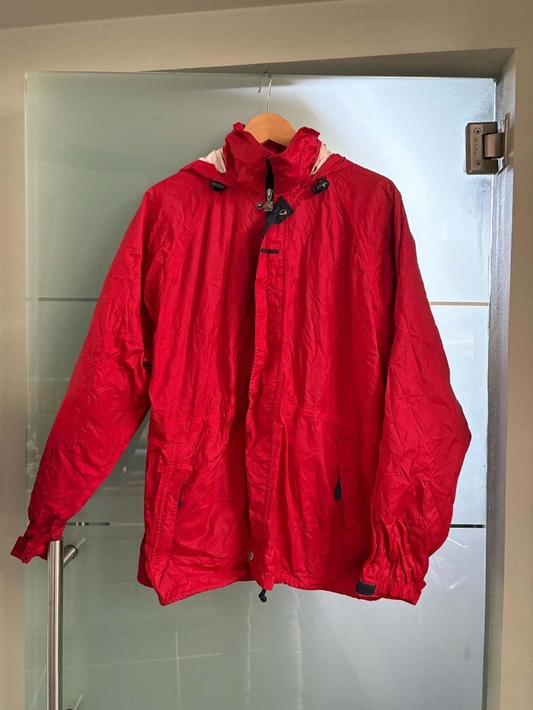 Veste de pluie/coupe-vent Vintage K-Way 2000 — Rouge — M, Caravanes & Camping, Enlèvement ou Envoi, Utilisé, Imperméable, Dames