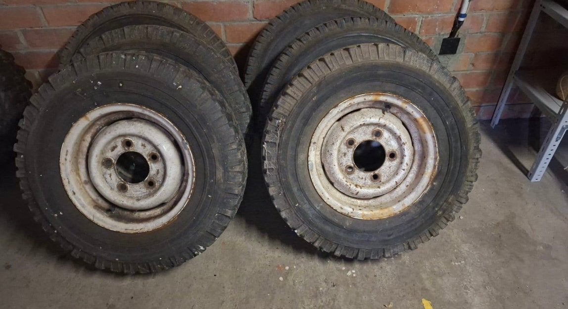 Defender banden met velg, Enlèvement, Pneu(s)
