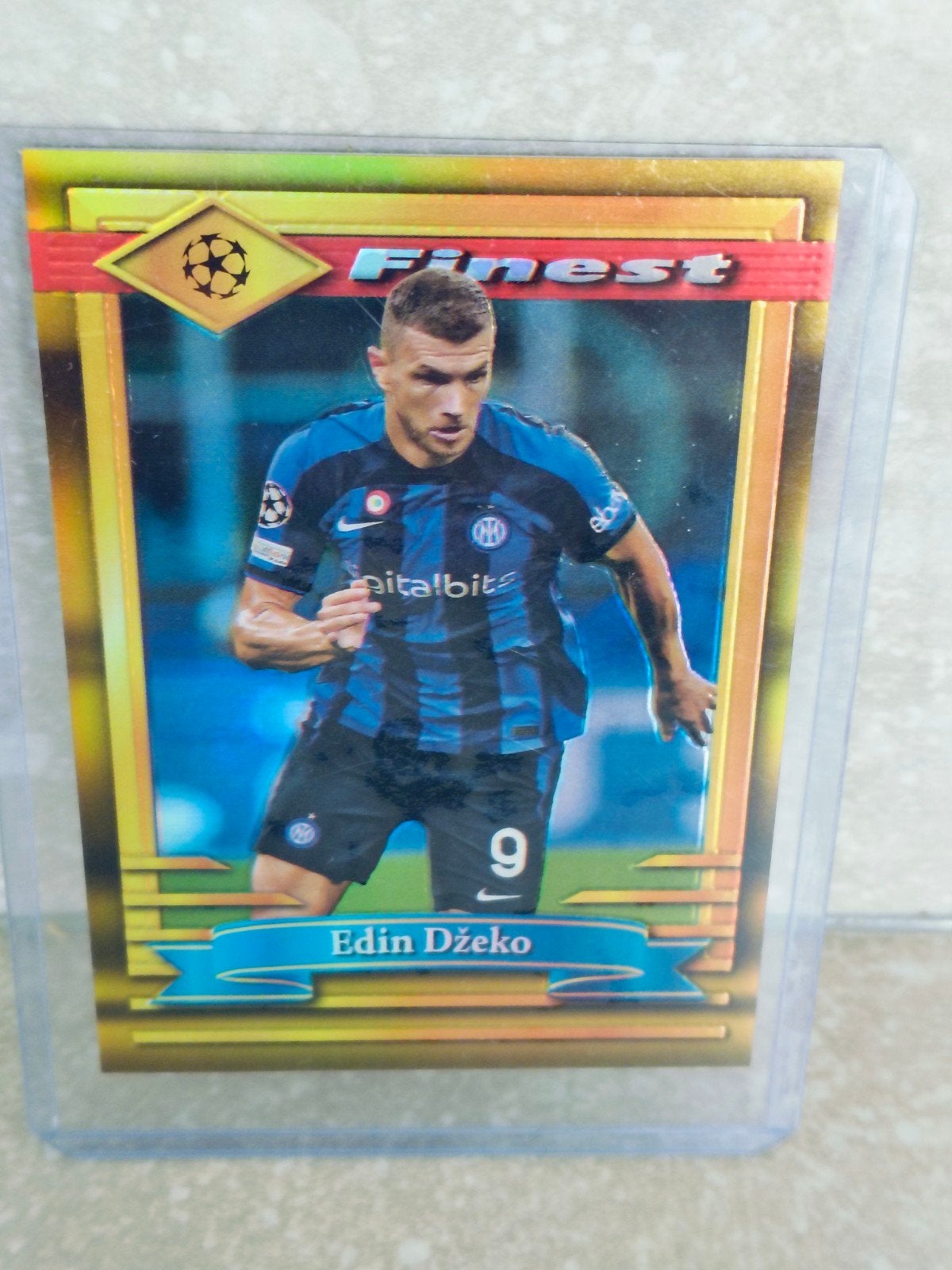Topps finest Edin Dzeko inter Milan gold foil Genummerd, Verzamelen, Ophalen of Verzenden