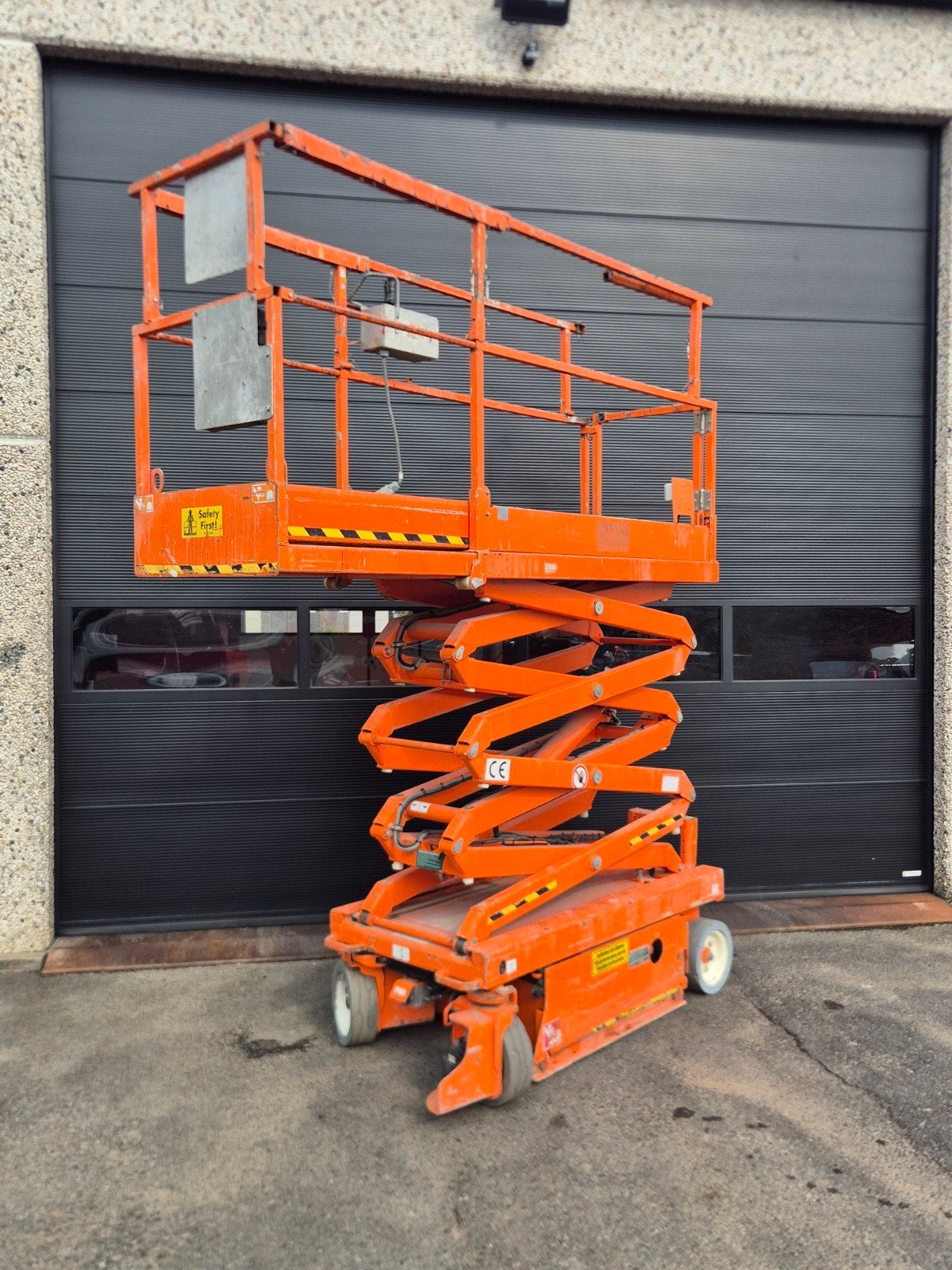 Skyjack SJIII3219 schaarlift 7.8m, Articles professionnels, Machines & Construction | Ascenseurs, Échafaudages & Échelles, Enlèvement