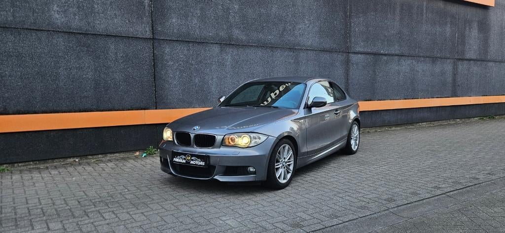 BMW 118d M PACK/LEDER/BI XENON/1 EIGENAAR/*PERFECTE STAAT, Auto's, BMW, 100 kW, 1 Reeks, https://public.car-pass.be/vhr/cbf38108-6c90-484f-a8c5-33aceffe9ef1