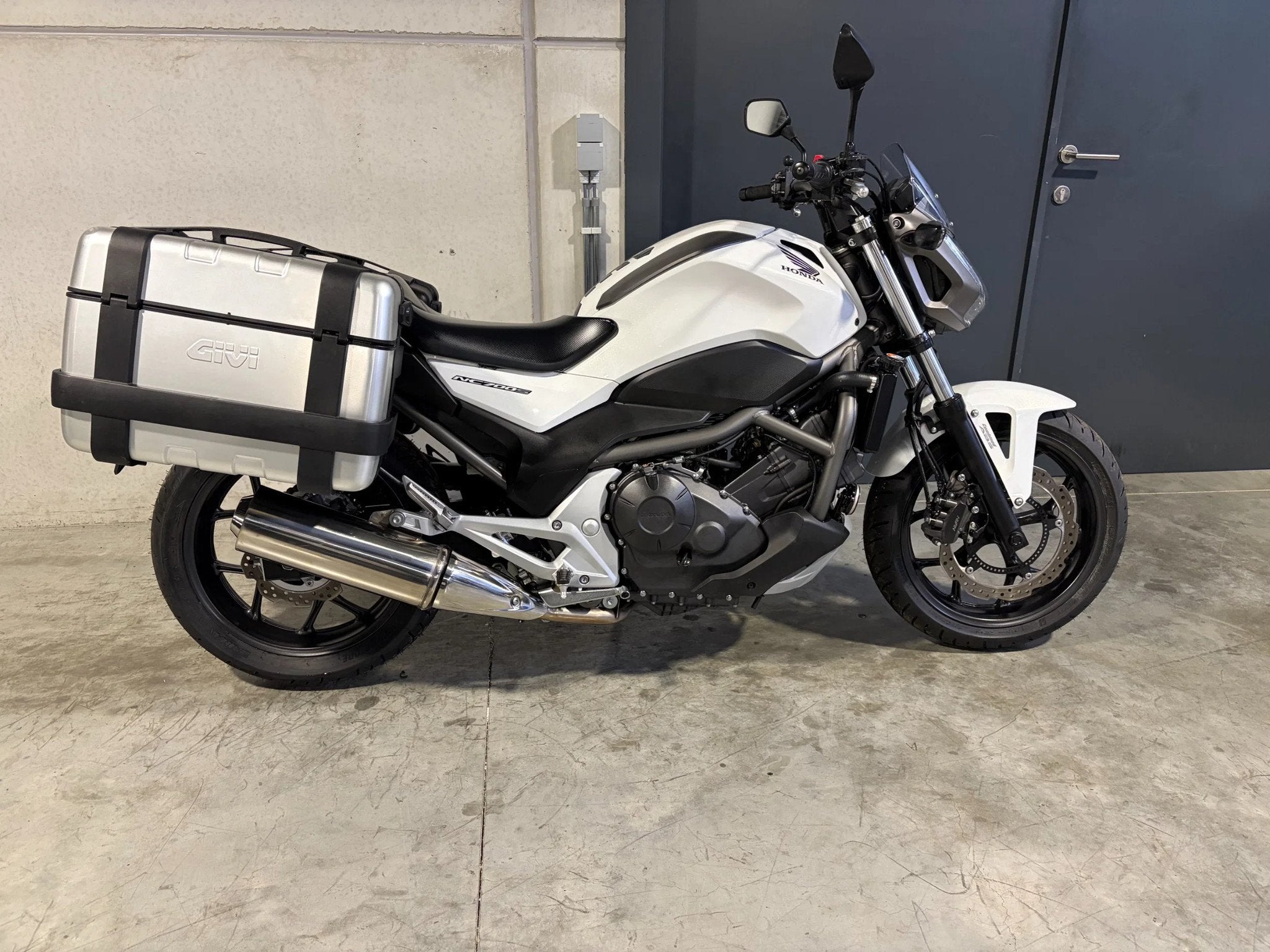 Honda NC700S handige naked met kofferset, Motos, Tourisme, Entreprise, 700 cm³