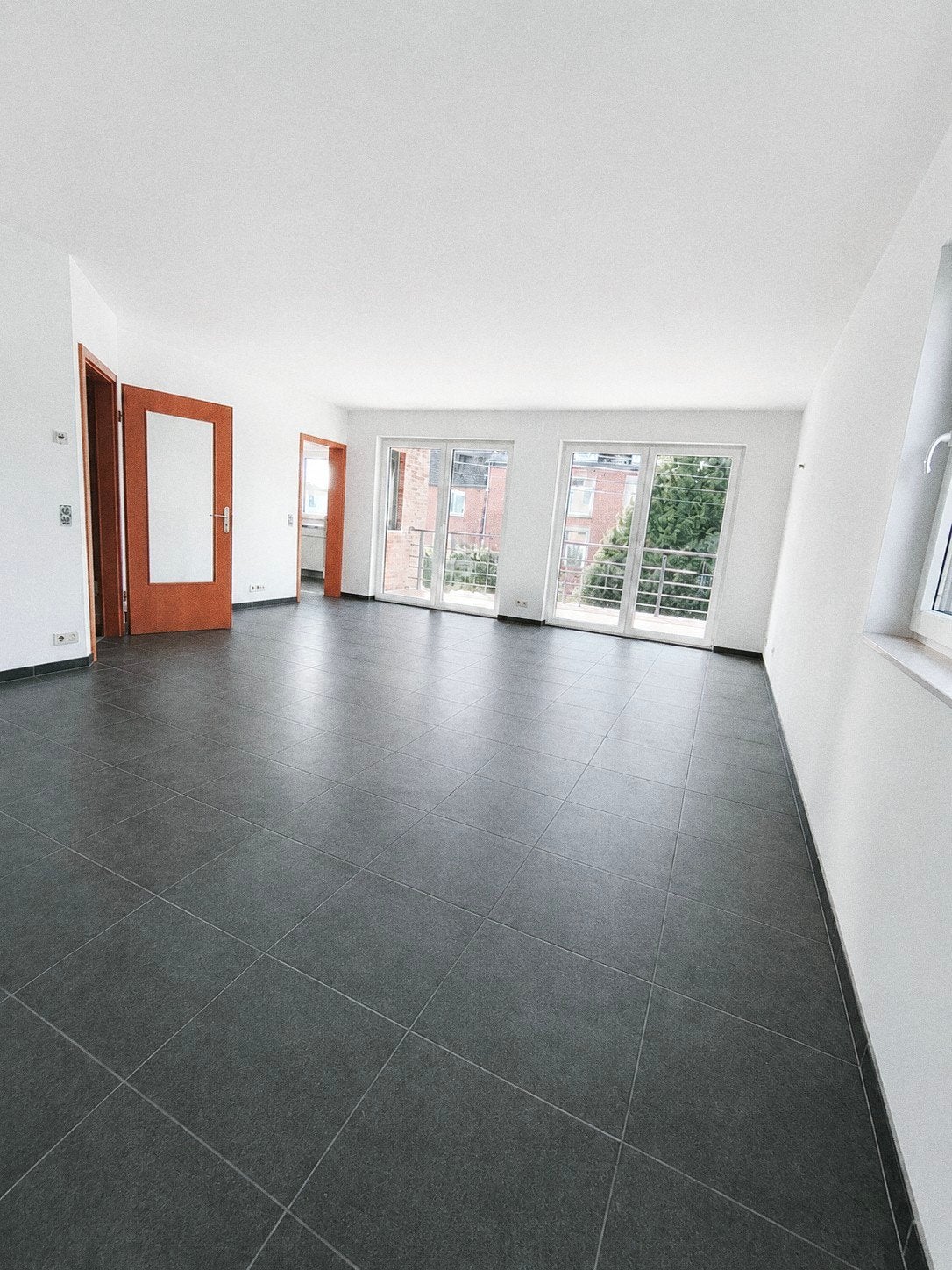 SUPERBE APPARTEMENT DE 113 m² AVEC 2 TERRASSES, GARAGE& CAVE, Immo, Appartements & Studios à louer, 50 m² ou plus, Province de Liège
