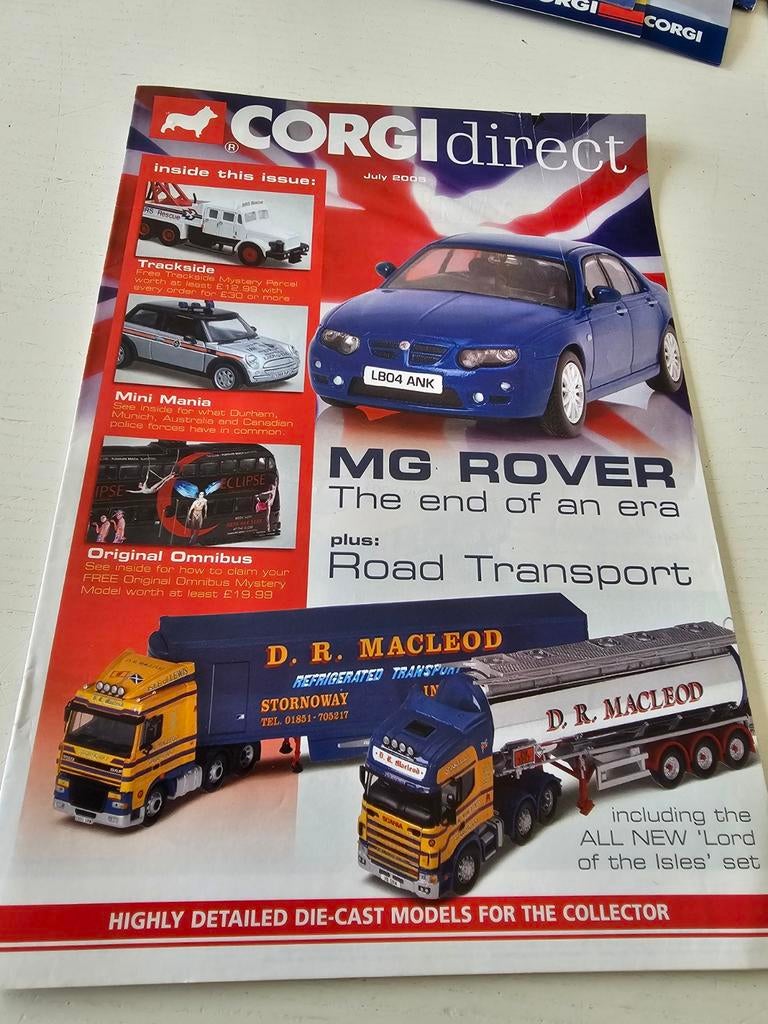 Catalogue Corgi Direct de juillet 2005, mettant l'accent sur, Enlèvement ou Envoi