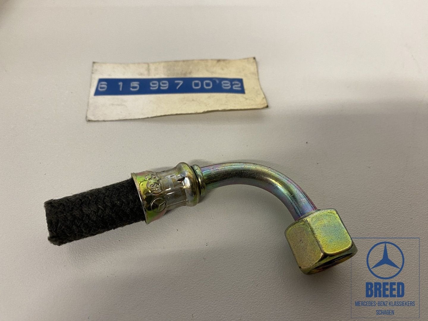 NOS slang opvoerpomp naar motor Mercedes-Benz OM615 OM616, Autos : Pièces & Accessoires, Neuf, -, -, -