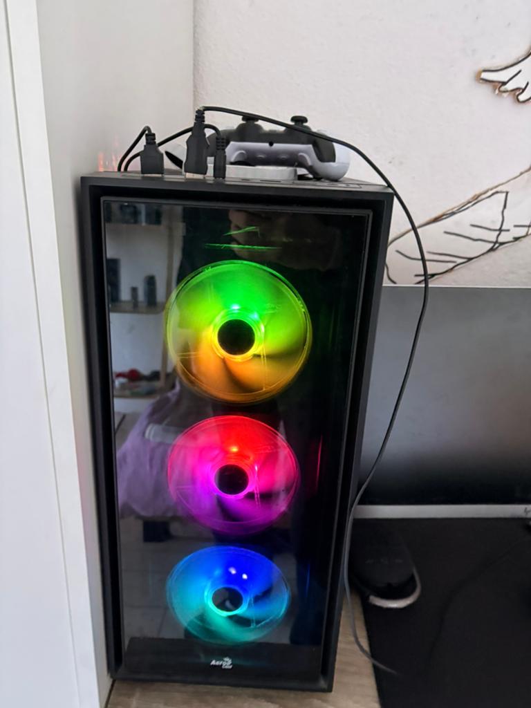 Pc gamer, Ophalen of Verzenden, Gebruikt