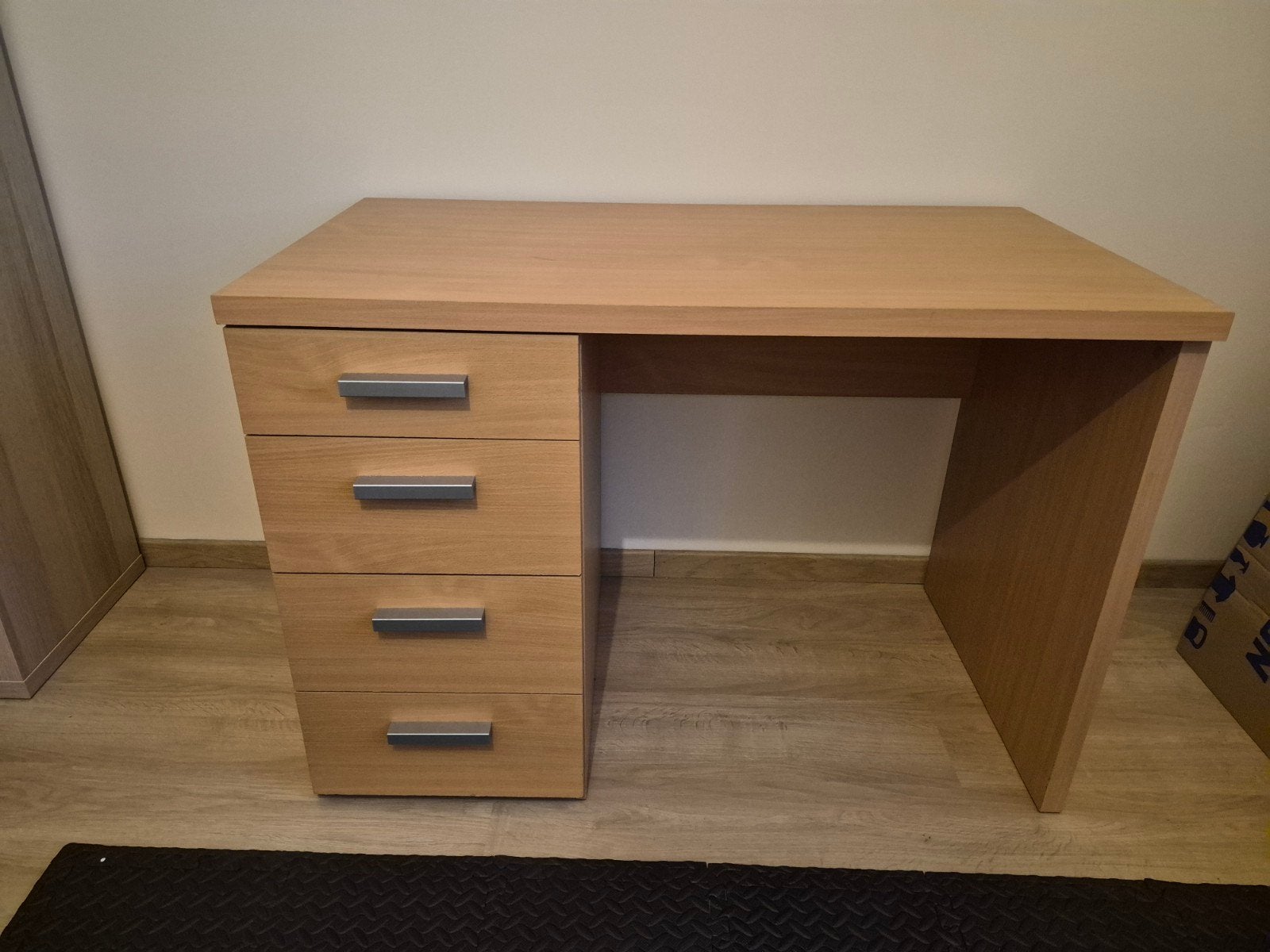 Bureau + chaise de bureau, Huis en Inrichting, Bureaus, Ophalen
