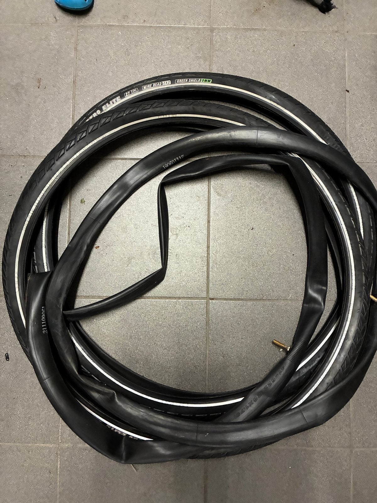 Buitenbanden met binnenband nieuw (700x45c / 28x1.78), Fietsen en Brommers, Band, Nieuw, Ophalen of Verzenden, Rubber