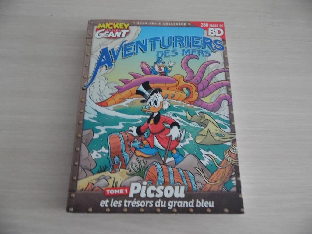 MICKEY PARADE GÉANT  AVENTURIERS DES MERS TOME 1 ET TOME 2, Livres, Plusieurs BD, Enlèvement ou Envoi, WALT DISNEY, Comme neuf