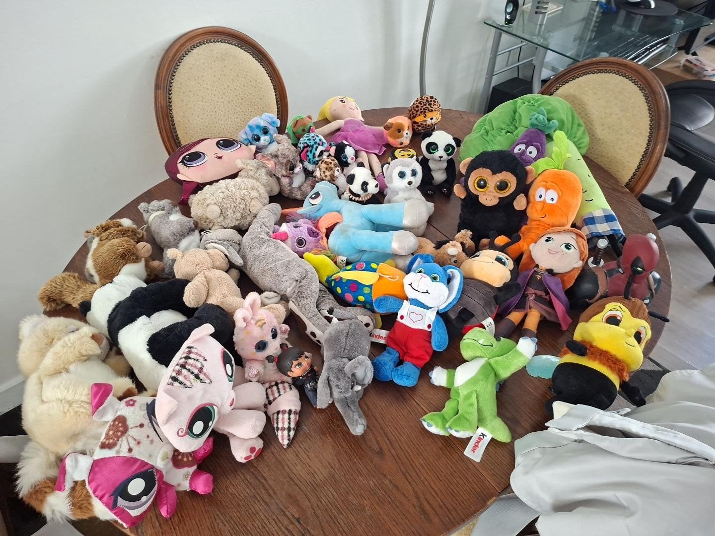 Grand lot +- 40 peluches et doudou, Enfants & Bébés, Jouets | Peluches, Enlèvement ou Envoi