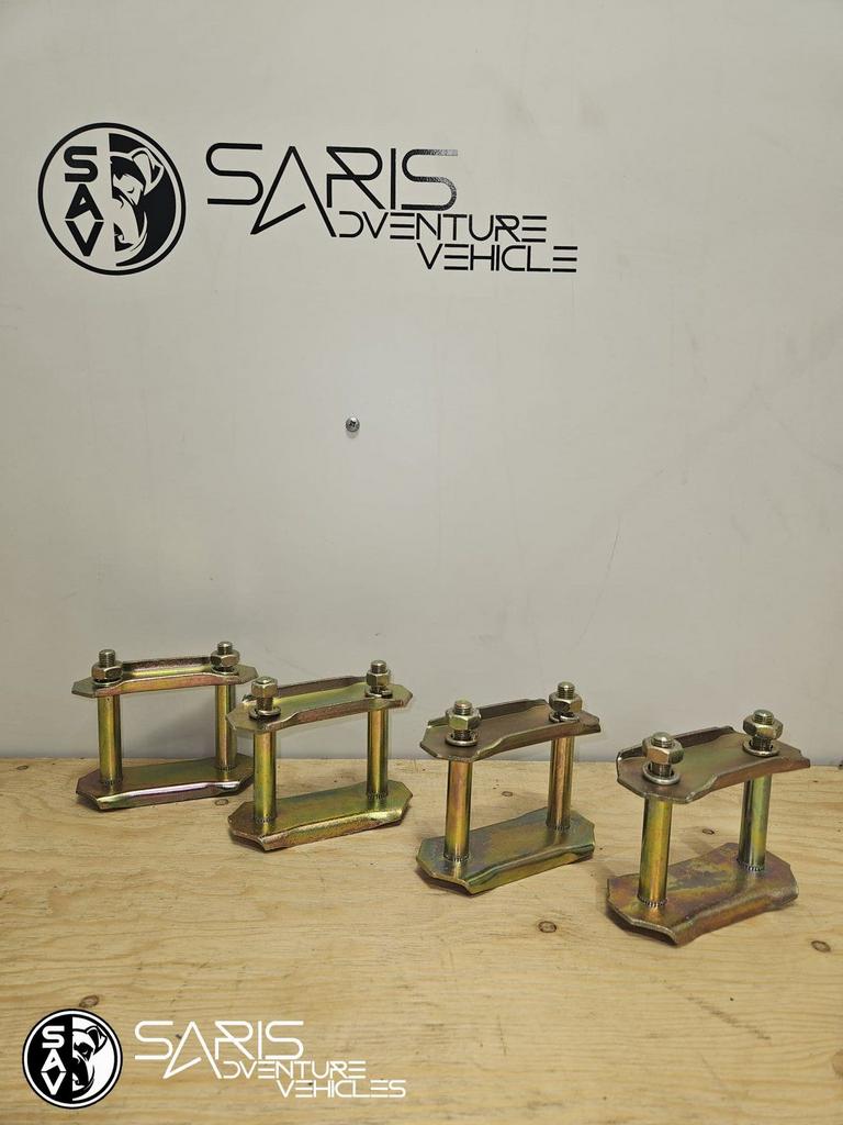 Dobinsons Veerschommel ( Spring Shackle), Autos : Pièces & Accessoires, Suspension & Châssis, Neuf, Enlèvement ou Envoi