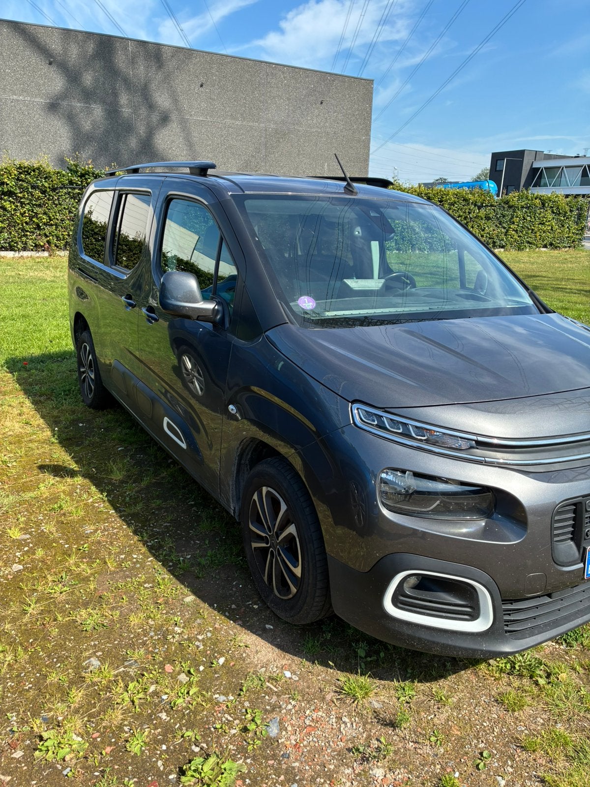 Cirtoën berlingo shine XL 7zit, Autos, Alarme, Argent ou Gris, Achat, Euro 6
