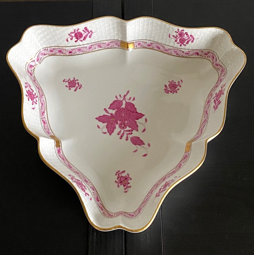 Plat ou Bol Triangulaire en Porcelaine de Herend AP 191, Antiquités & Art, Enlèvement ou Envoi