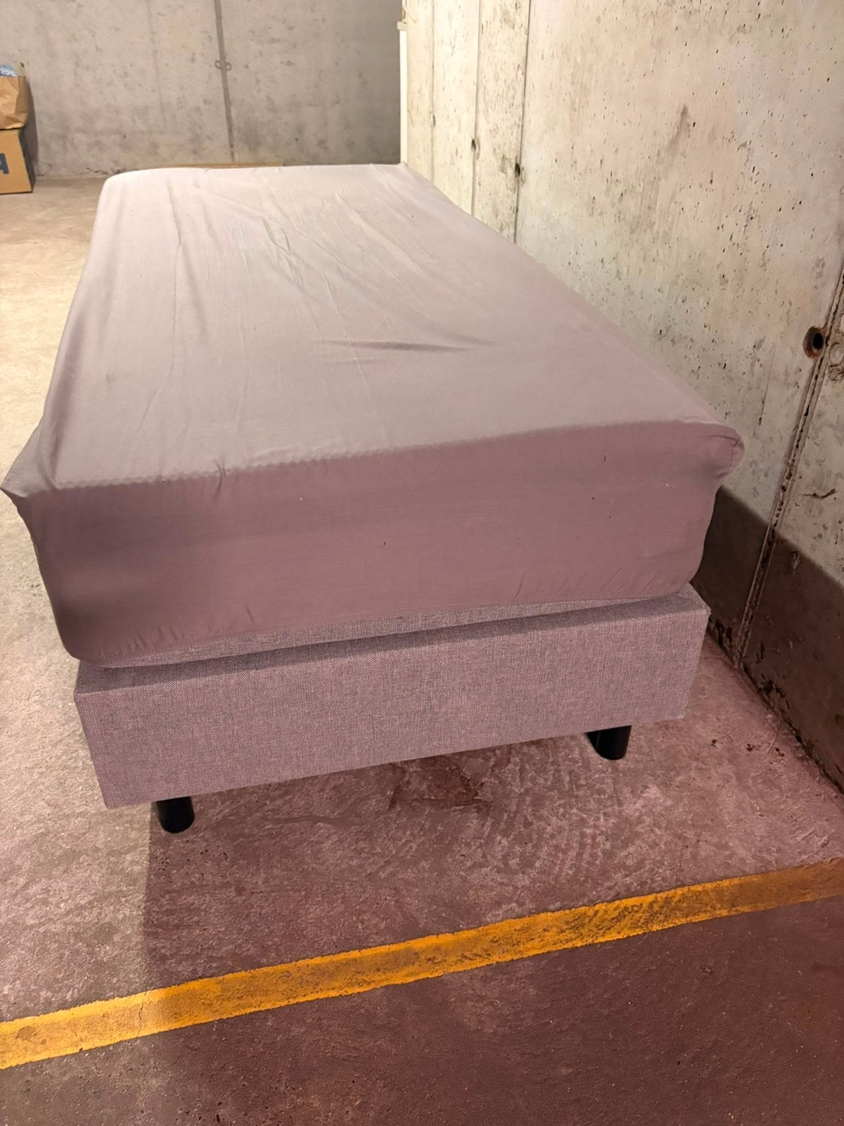 1-persoons boxspring te koop, Enlèvement, Utilisé, Une personne, Gris