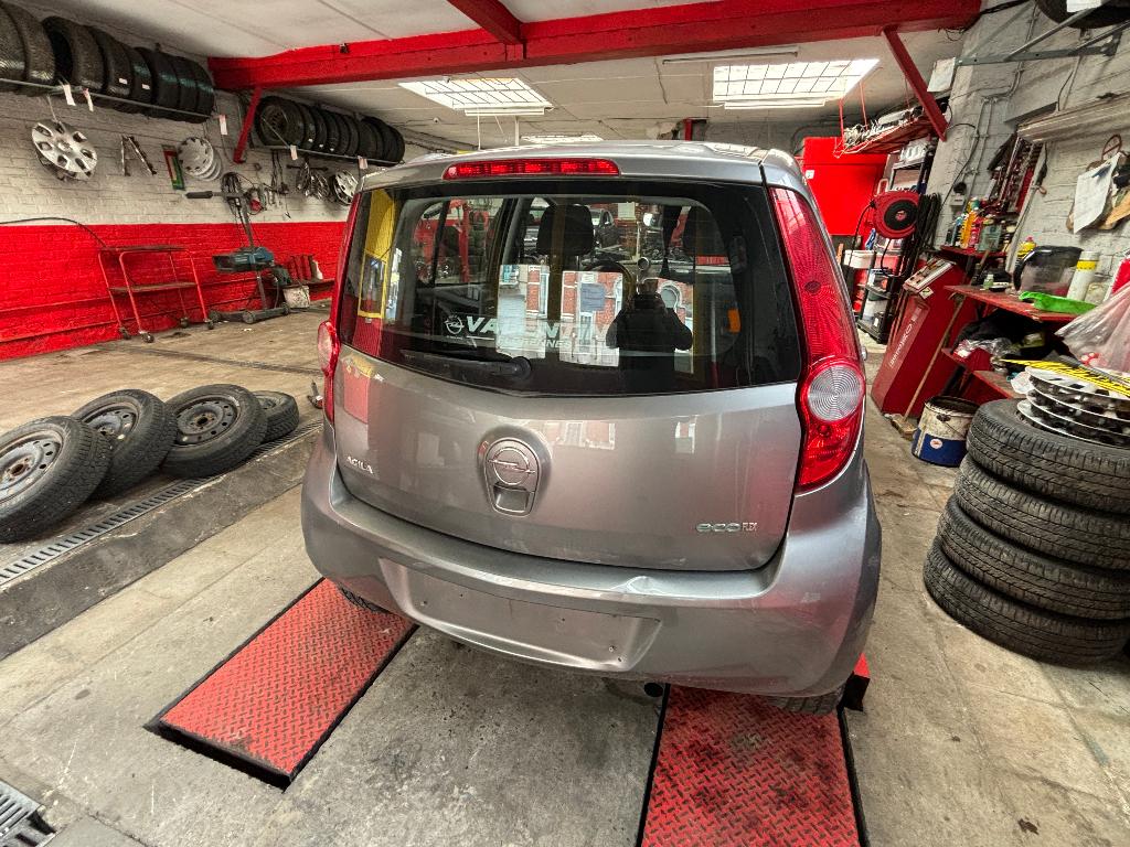 HAYON OPEL AGILA B, Arrière, RUE BRIGADE PIRON 307, Haillon arrière, Enlèvement