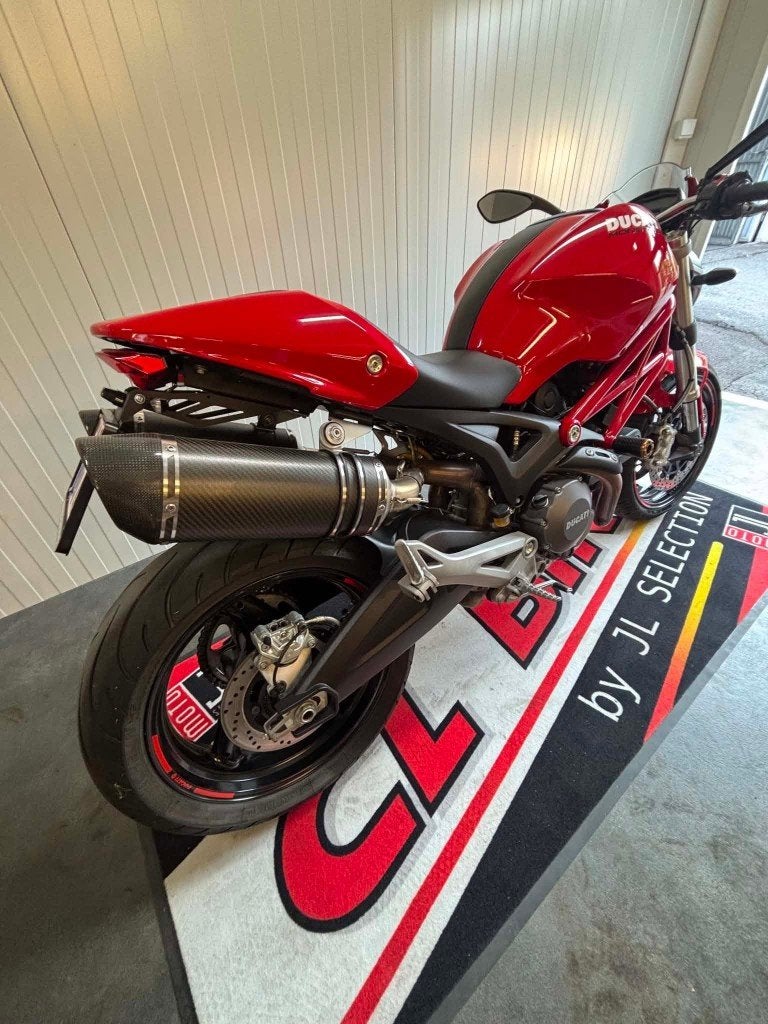  Ducati Monster 696, 2 cilinders, Occasion, Motorrijbewijs A, Bedrijf