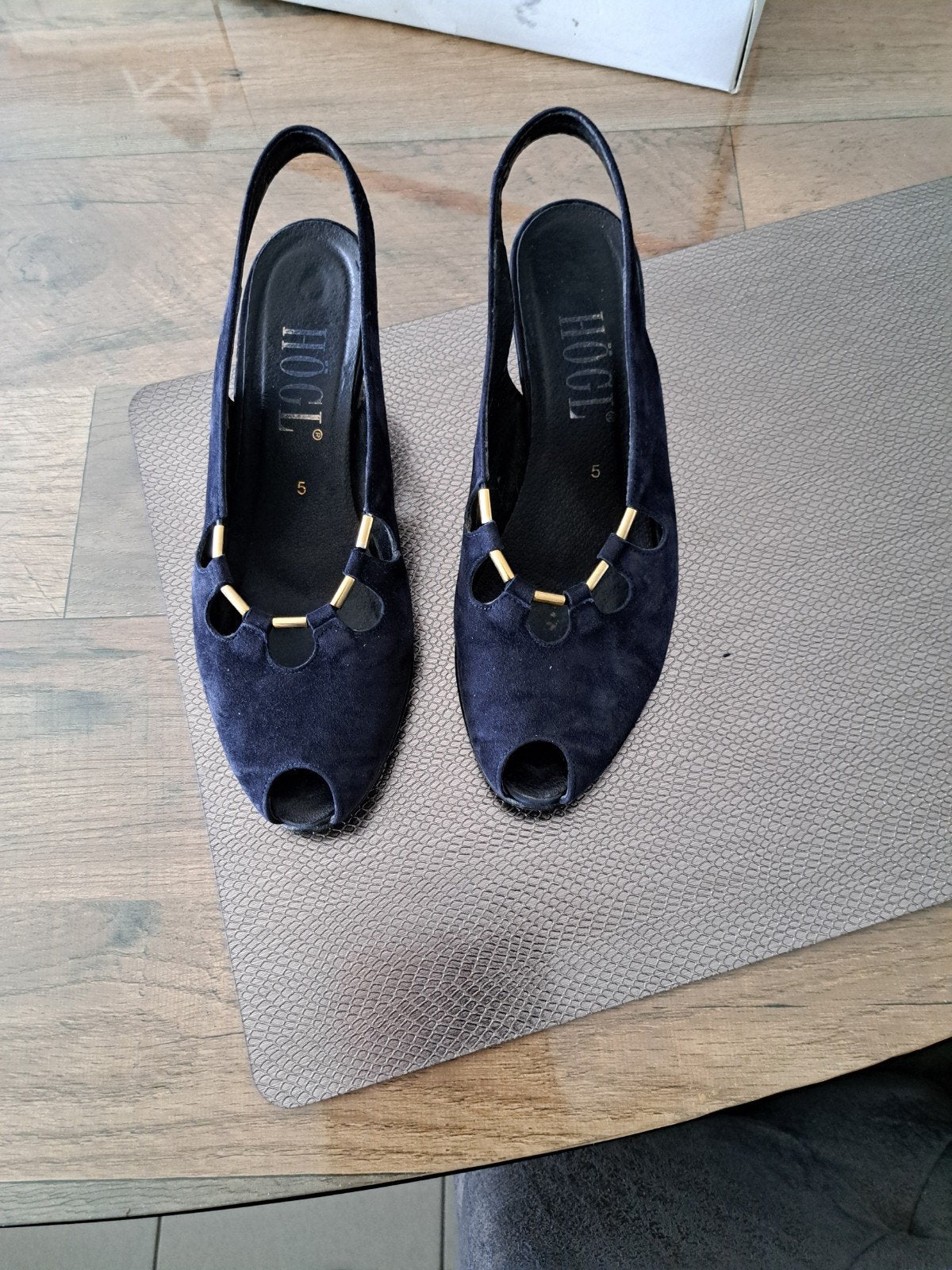 Hak schoenen  dames m.37 blauw zo goed als nieuw, Kleding | Dames, Ophalen, Blauw