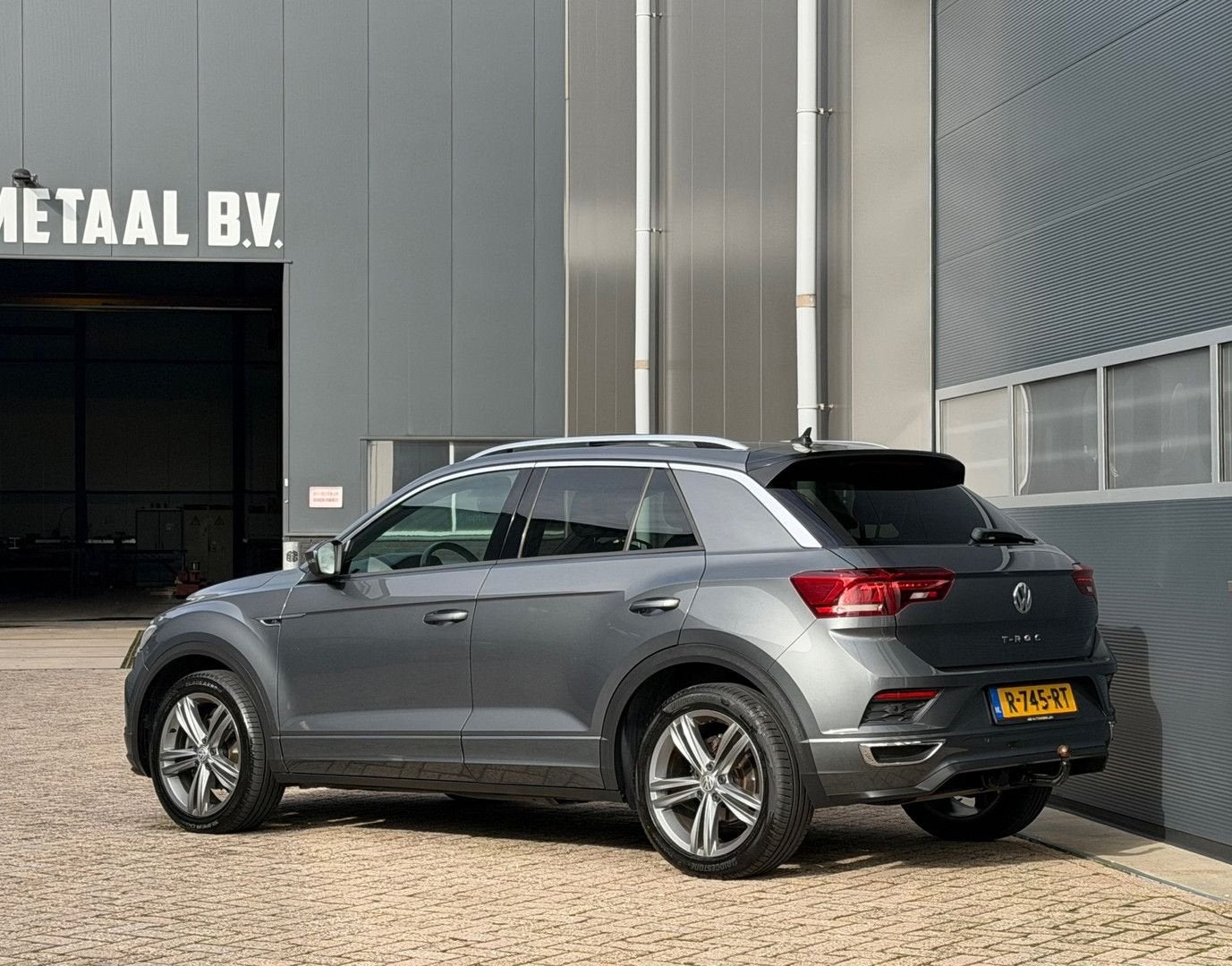 Volkswagen T-Roc 1.5 TSI Sport Business R bj.2020 Pano|Camer, Auto's, 110 kW, Handgeschakeld, Grijs, SUV of Terreinwagen