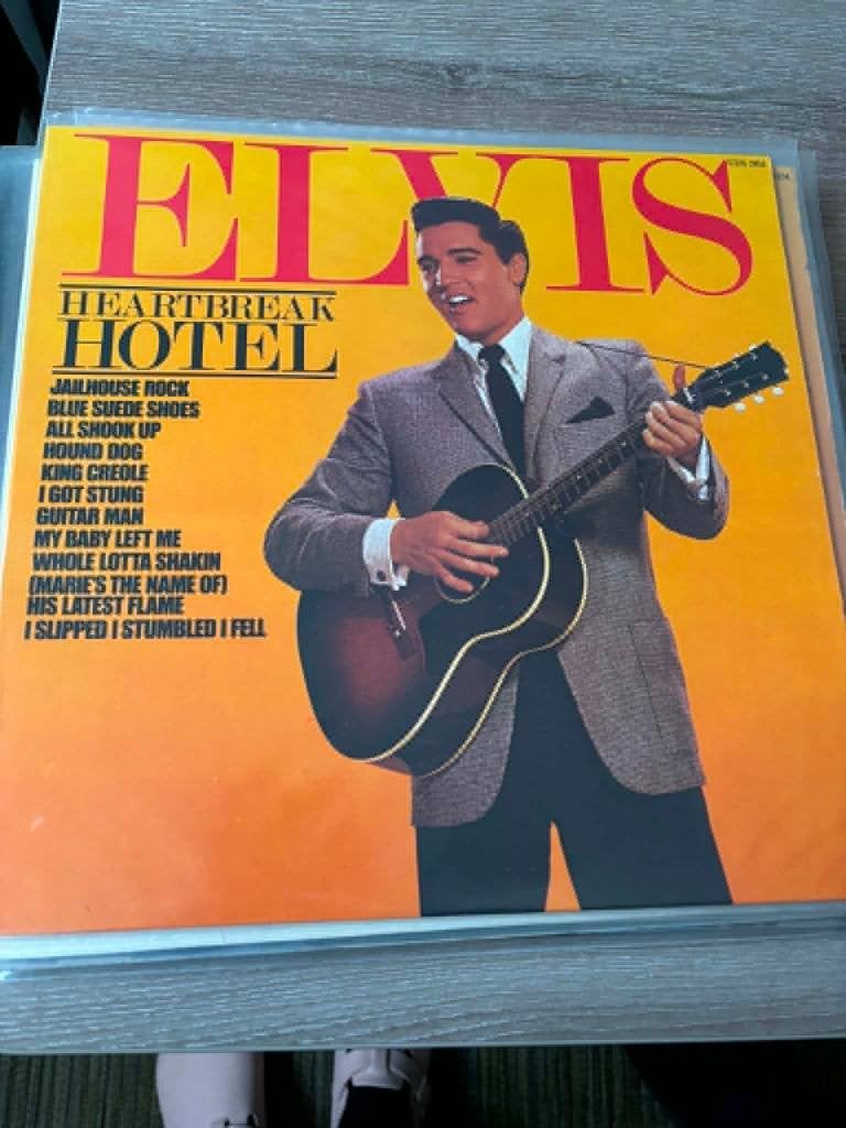 Elvis lp, Heartbreak hotel, Engelse persing, 5 euro, LP, Ophalen of Verzenden, Zo goed als nieuw, Beschermende buitenhoes