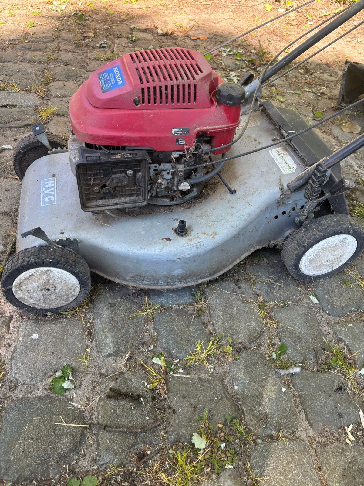 Grasmaaier, Ophalen, Gebruikt, Benzine-grasmaaier