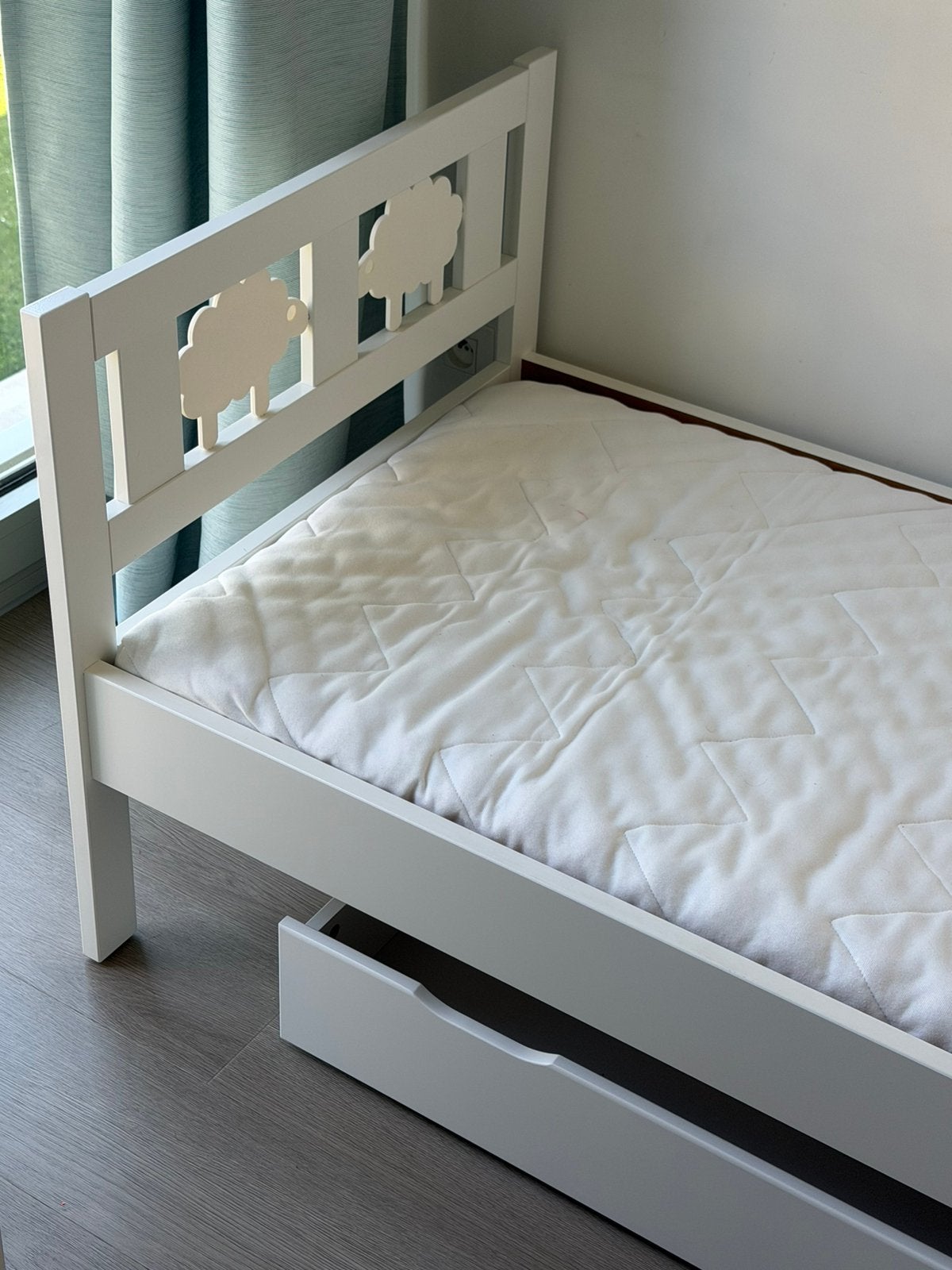 Peuterbed met uitschuifbare lade, Enlèvement, Utilisé, Blanc
