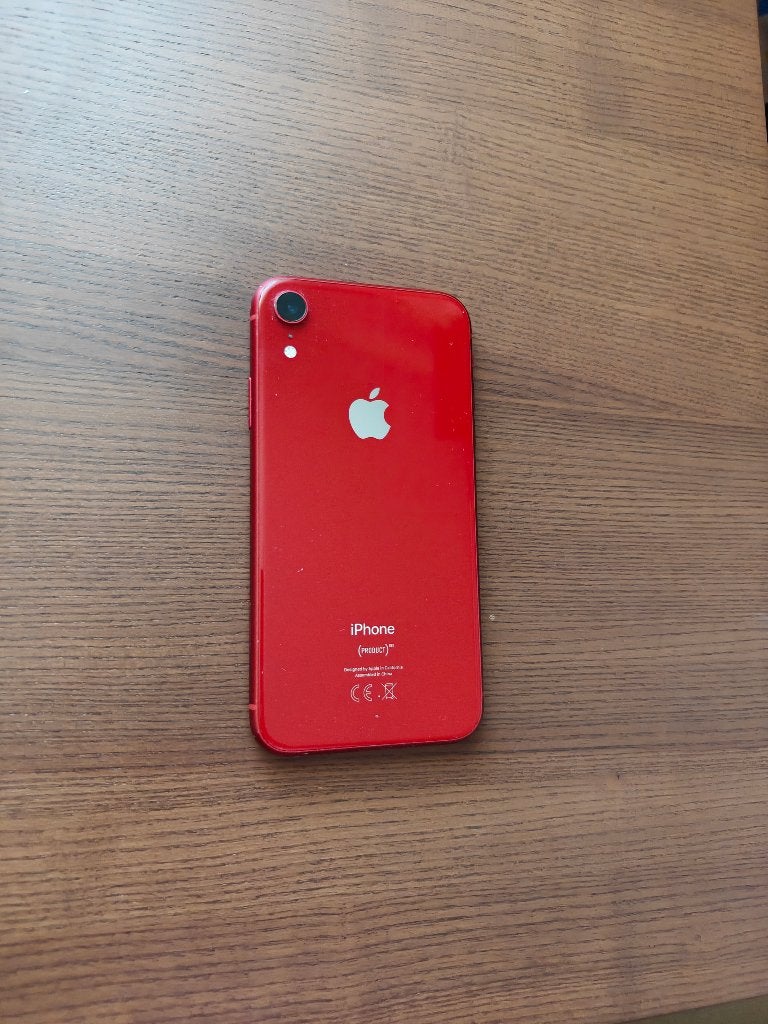 iPhone XR + 11 hoesjes, Ophalen, IPhone XR, 78 %, Zonder abonnement