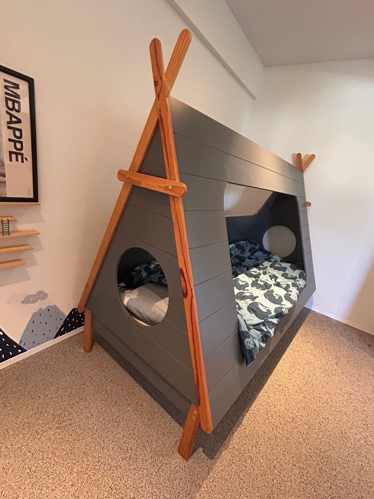 Bovenkant bed, Enfants & Bébés, Jouets | Tentes de jeu, Enlèvement, Comme neuf