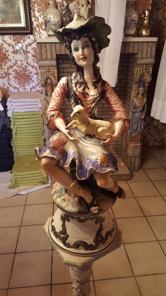 Beeld herderin, Ophalen