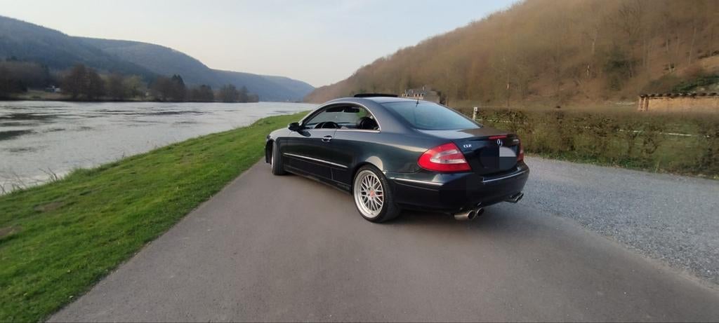 Mercedes CLK V6 essence euro 4, Auto's, Automaat, 4 zetels, Achterwielaandrijving, Zwart