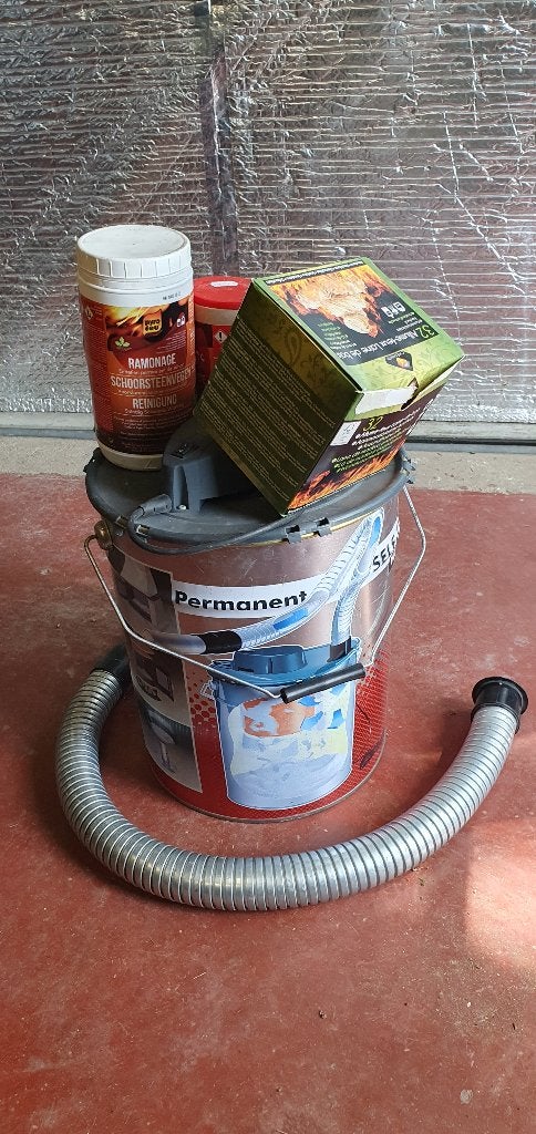 Aspirateur de poussières pour foyers, Enlèvement, Utilisé