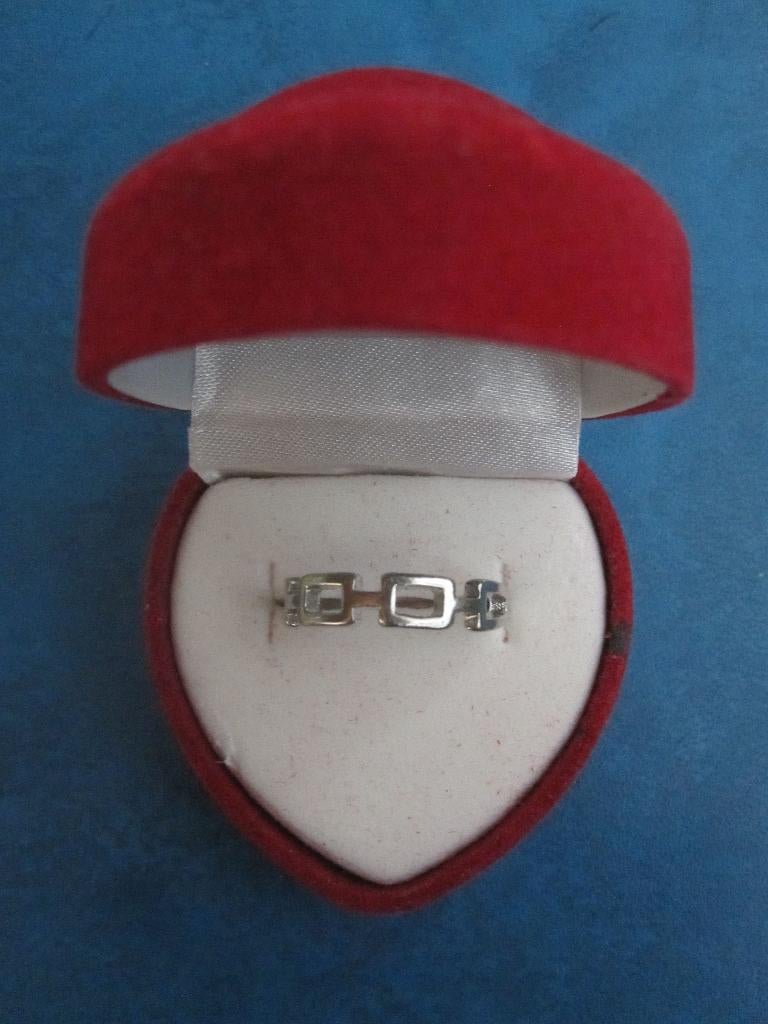 Bague - couleur argentée - bague de poche (NOUVEAU), Bijoux, Sacs & Beauté, Bagues, Neuf, Enlèvement ou Envoi, Fer ou Acier, Plus petit que 17