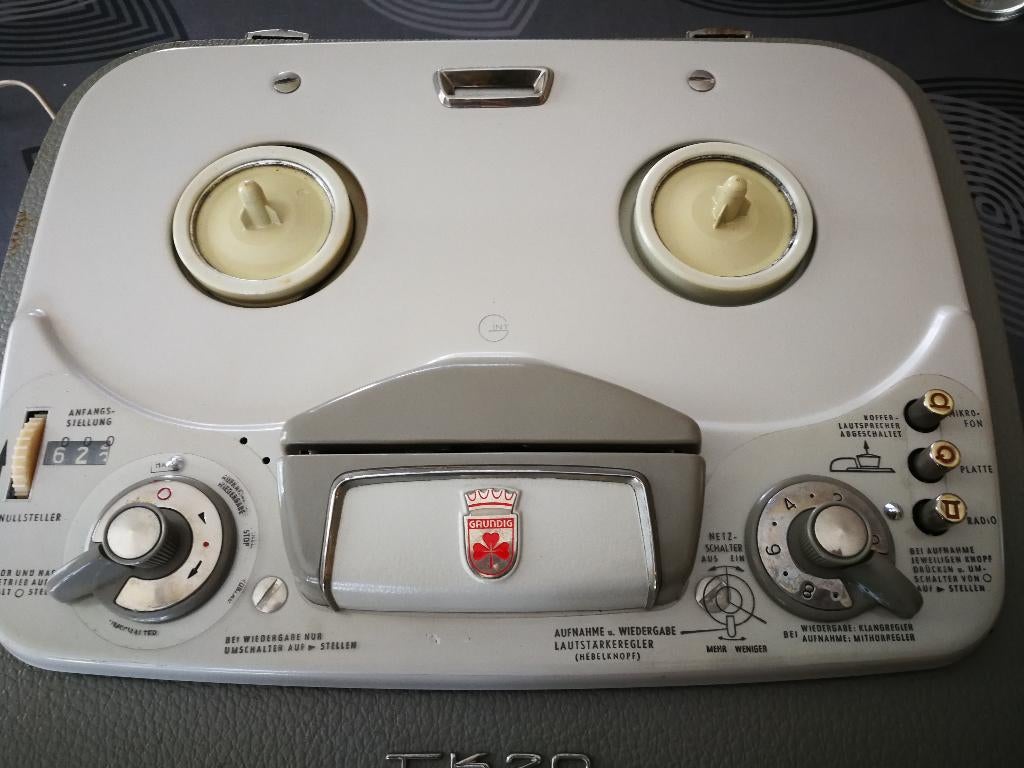 Grundig TK 20 uit 1959, Ophalen, Defecte bandrecorder