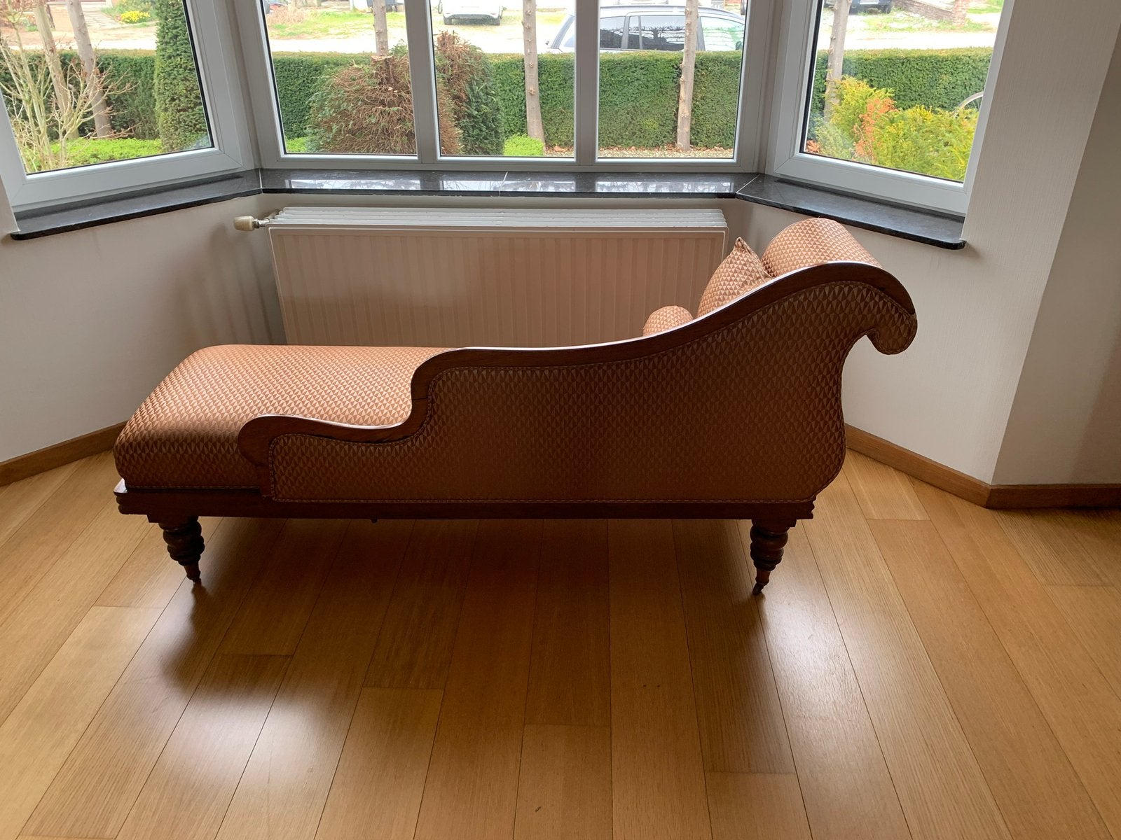 Chaise longue, Ophalen