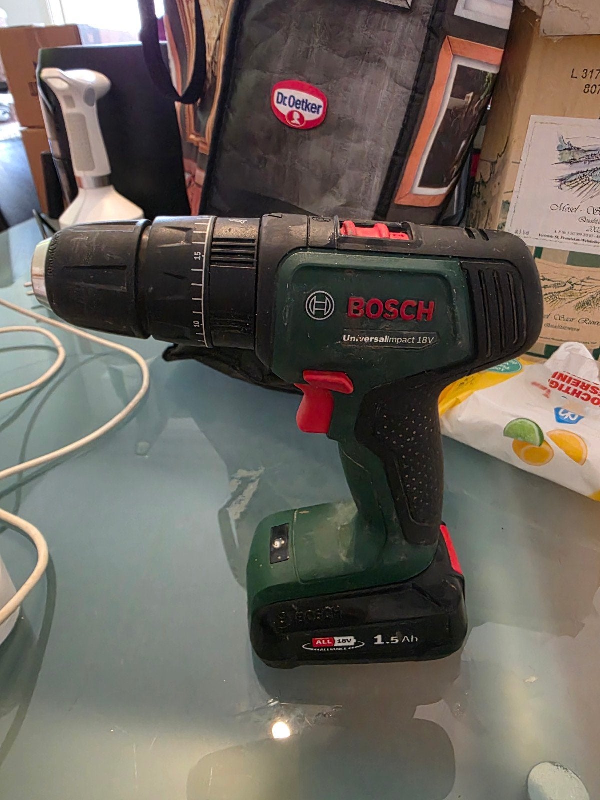 BOSCH universal impact 18V, Enlèvement, Utilisé, Perceuse, Mécanisme de percussion