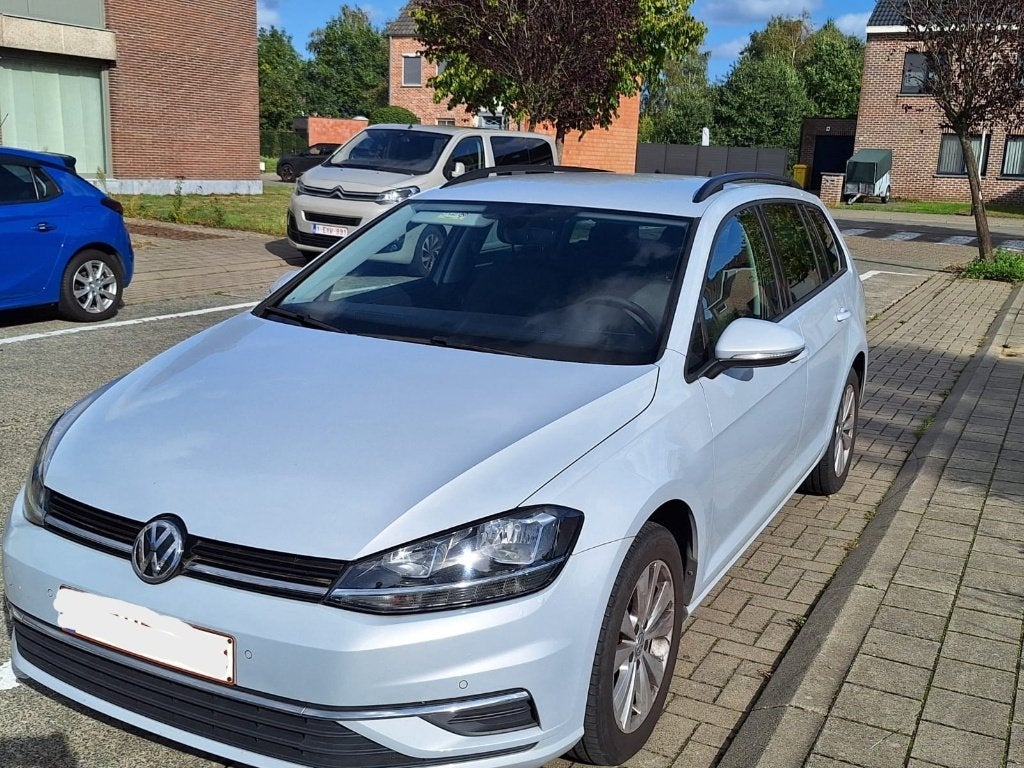 Volkswagen Golf Variant 1.6 TDI DSG automaat met veel opties, Euro 6, Alcantara, Noir, 5 portes