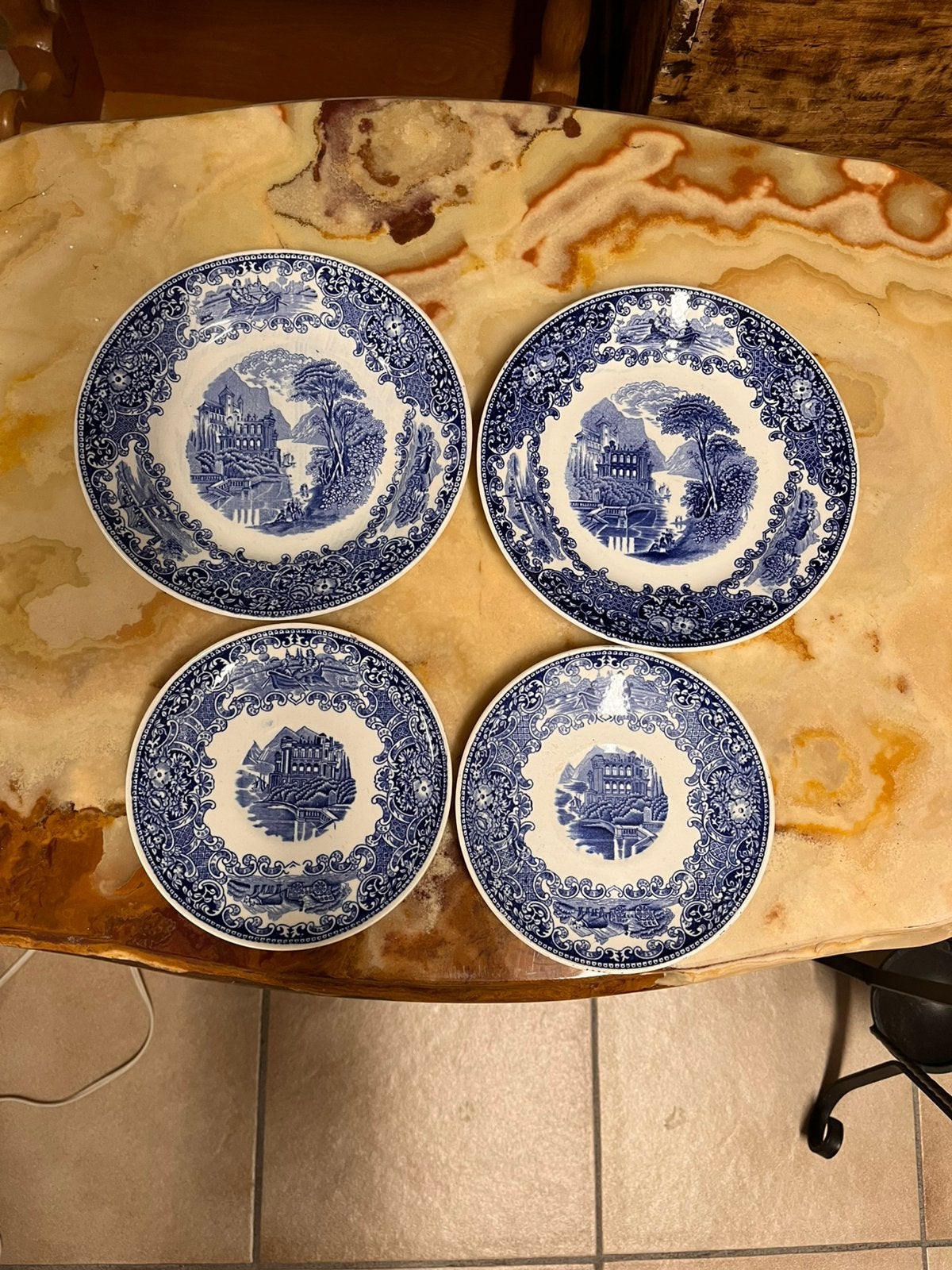 4 vintage blauw-witte bordjes – Lonka Confiserie, Ophalen