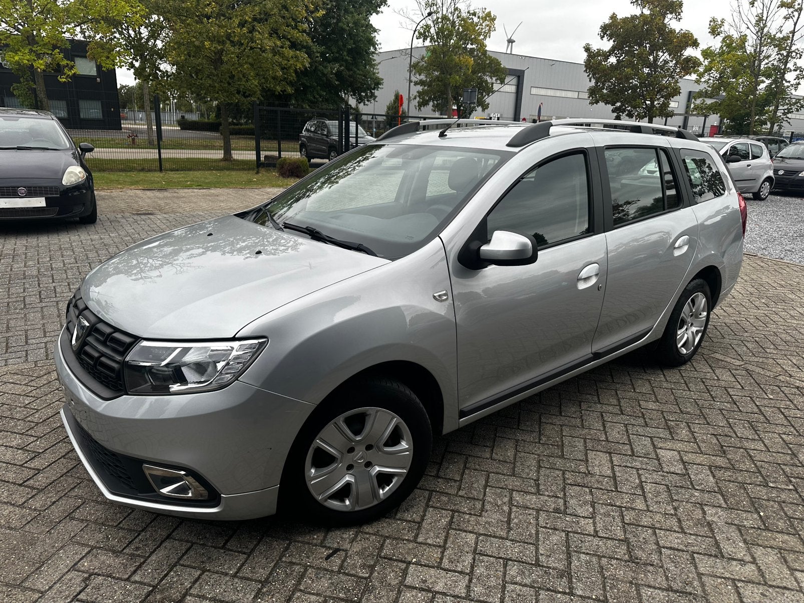 Dacia logan, Autos, Dacia, Argent ou Gris, Achat, 898 cm³, Euro 6