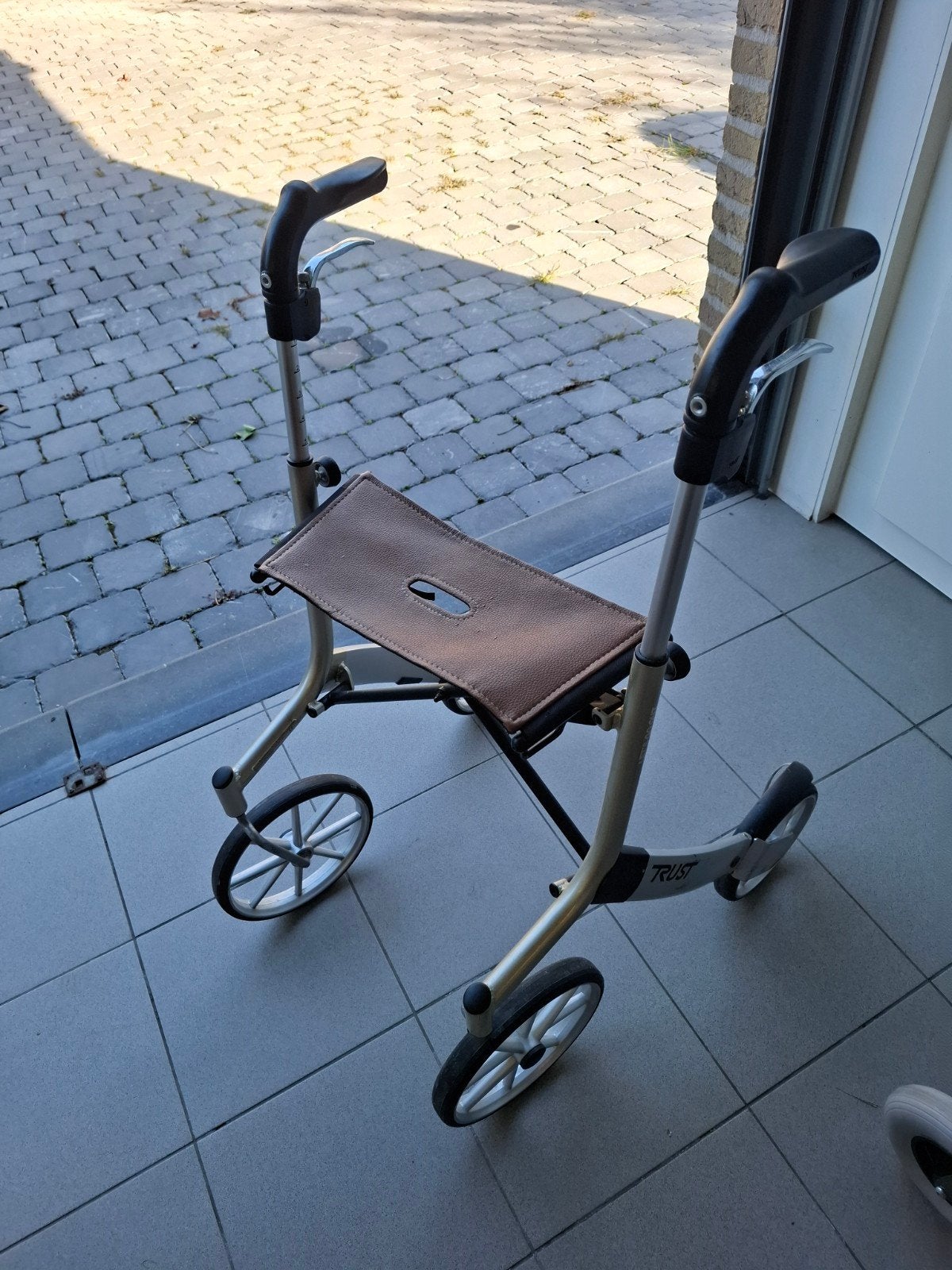 Trust Let's go rollator, Ophalen, Lichtgewicht, Gebruikt