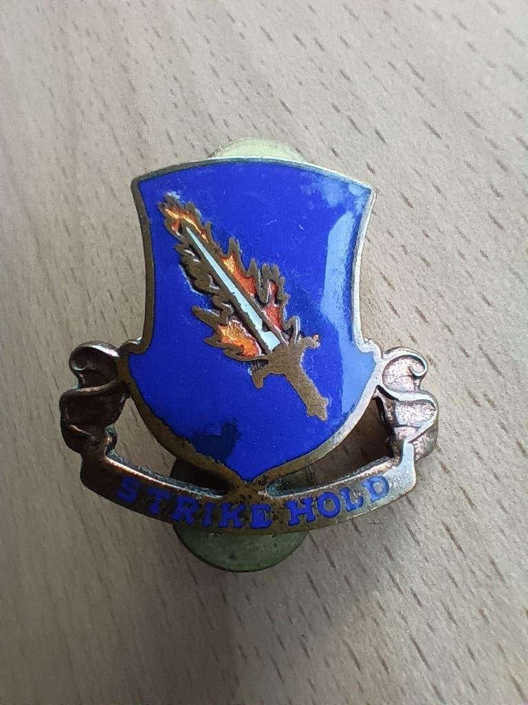 us ww2 504 p.i.r crest, Ophalen of Verzenden