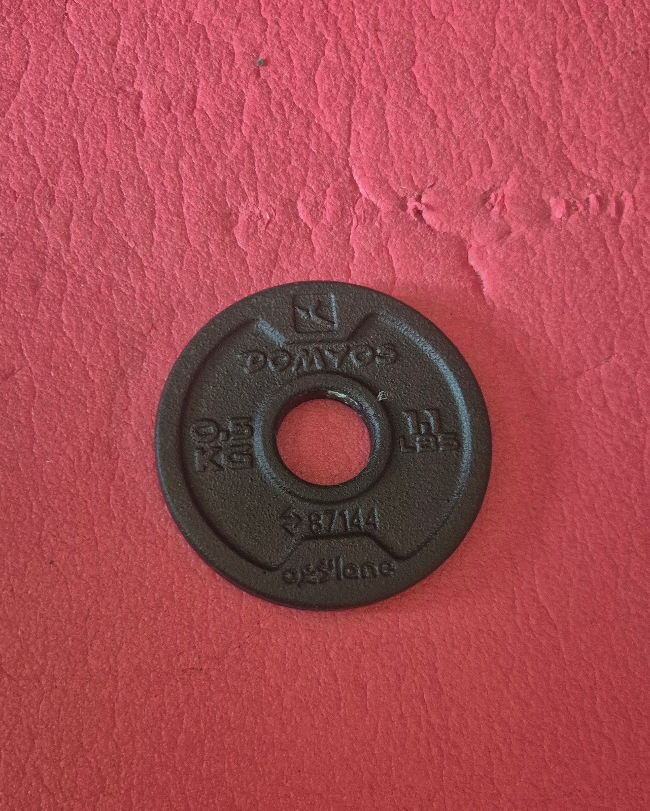 0,5kg platen lood, Enlèvement
