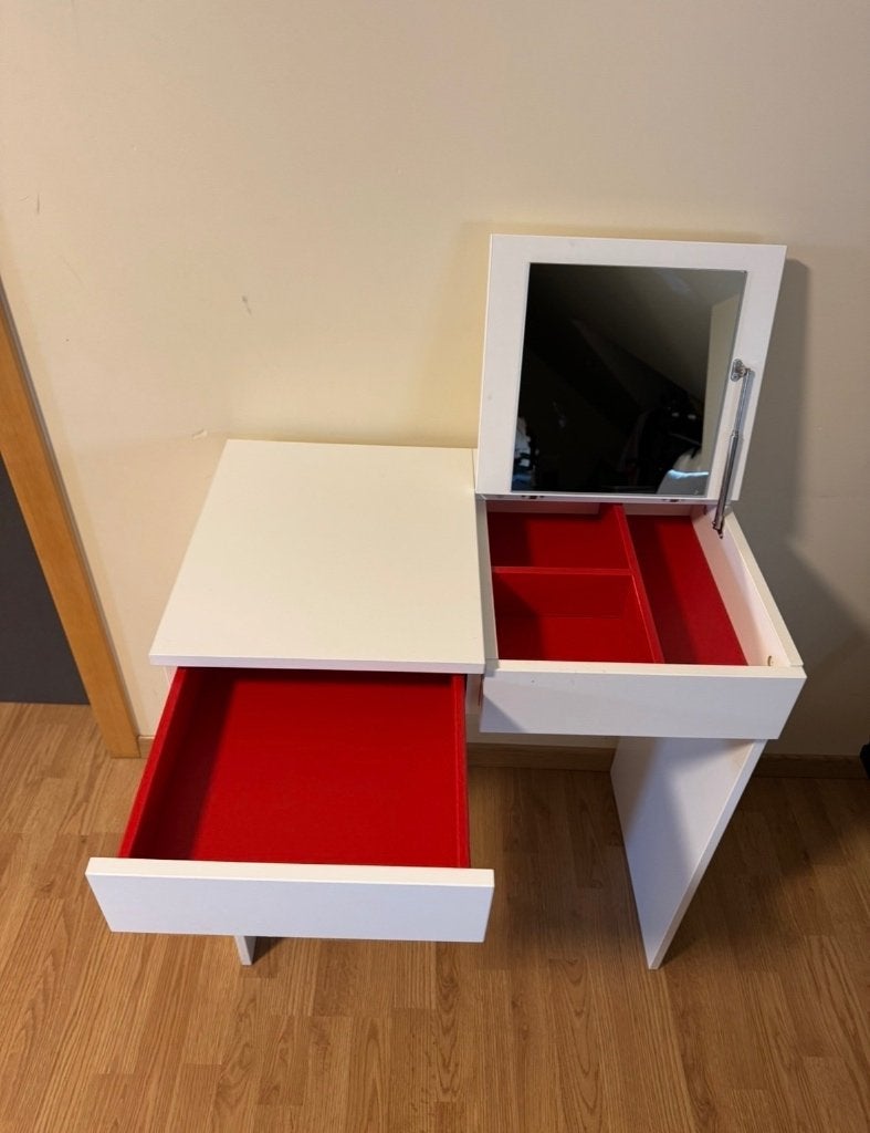 Toilettafel, Enlèvement, Comme neuf