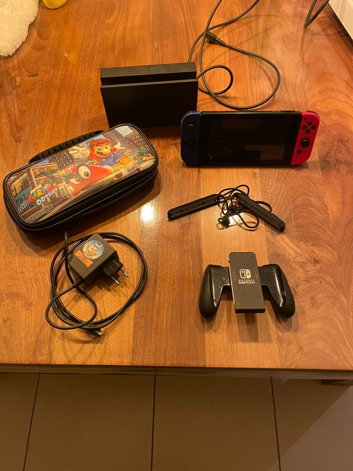 Nintendo Switch compleet + 7 games, Ophalen, Zo goed als nieuw