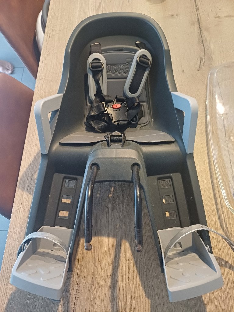 Kinderzitje fiets Guppy met windscherm, Ophalen, Voetsteuntjes, Guppy, 0 t/m 18 kg