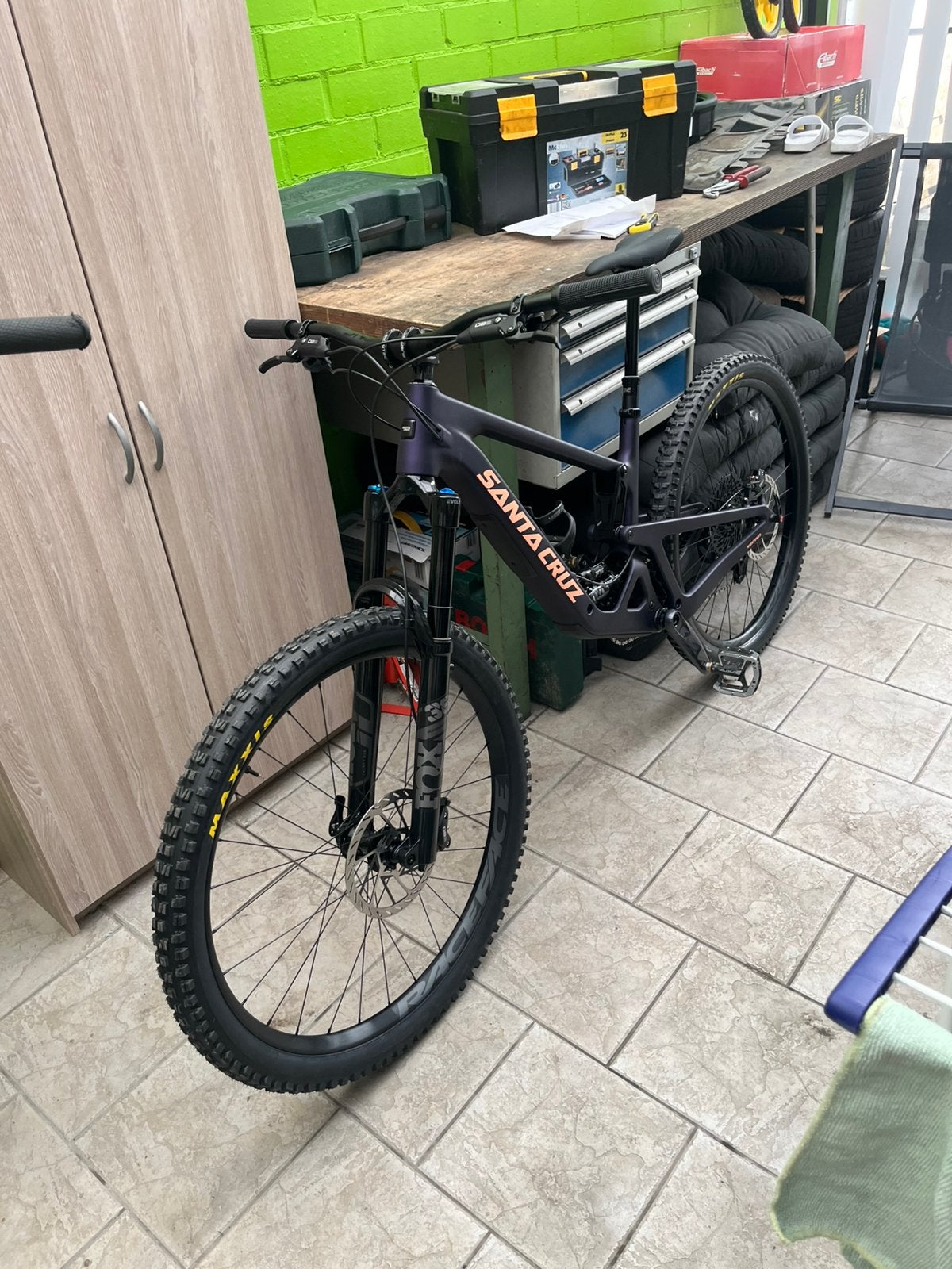 Santa cruz hightower S 2025, Enlèvement, Comme neuf