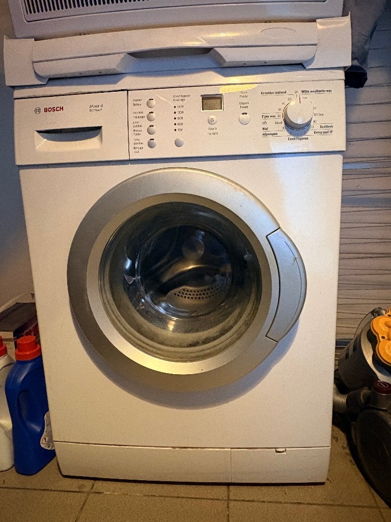 Wasmachine Bosch, Elektronische apparatuur, Ophalen, 1200 tot 1600 toeren, Gebruikt, Minder dan 85 cm